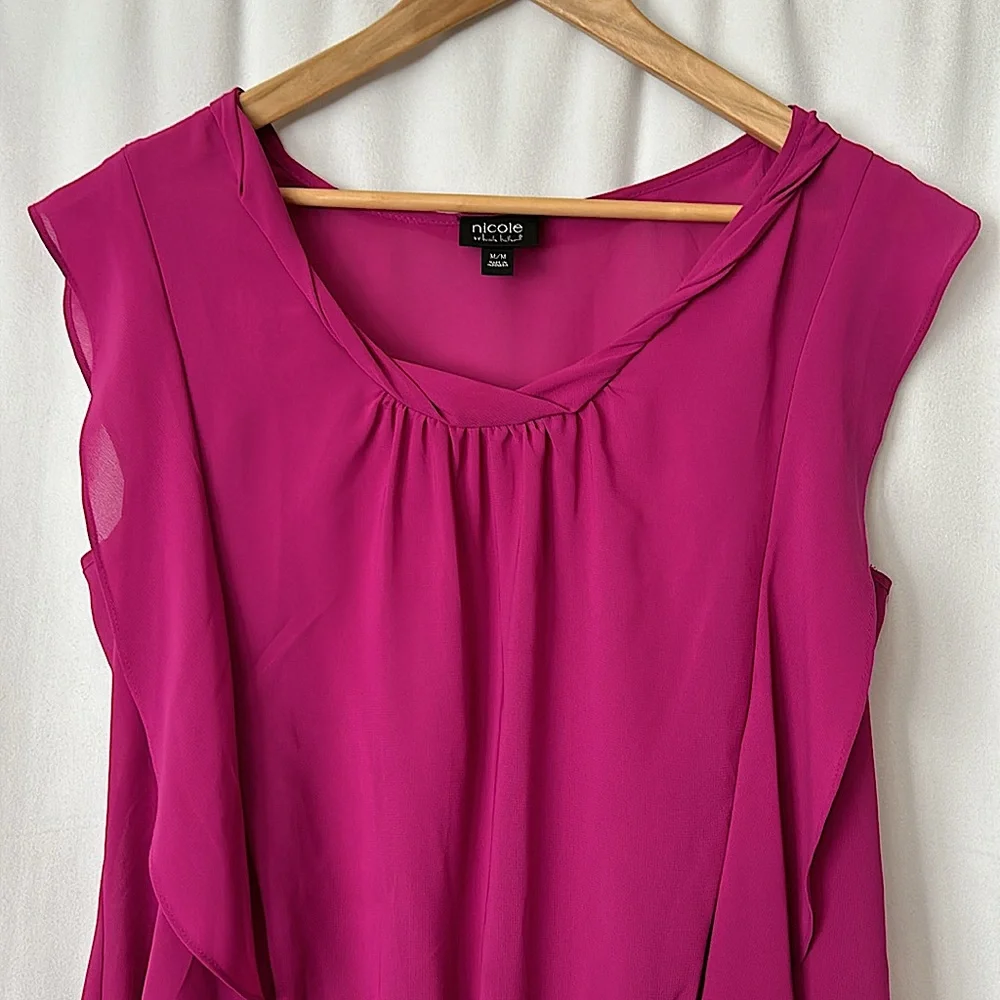 Nicole by Nicole Miller Wispy Fuchsia  Sleeveless Shirt Blouse Top **Size M** - Picture 3 of 5